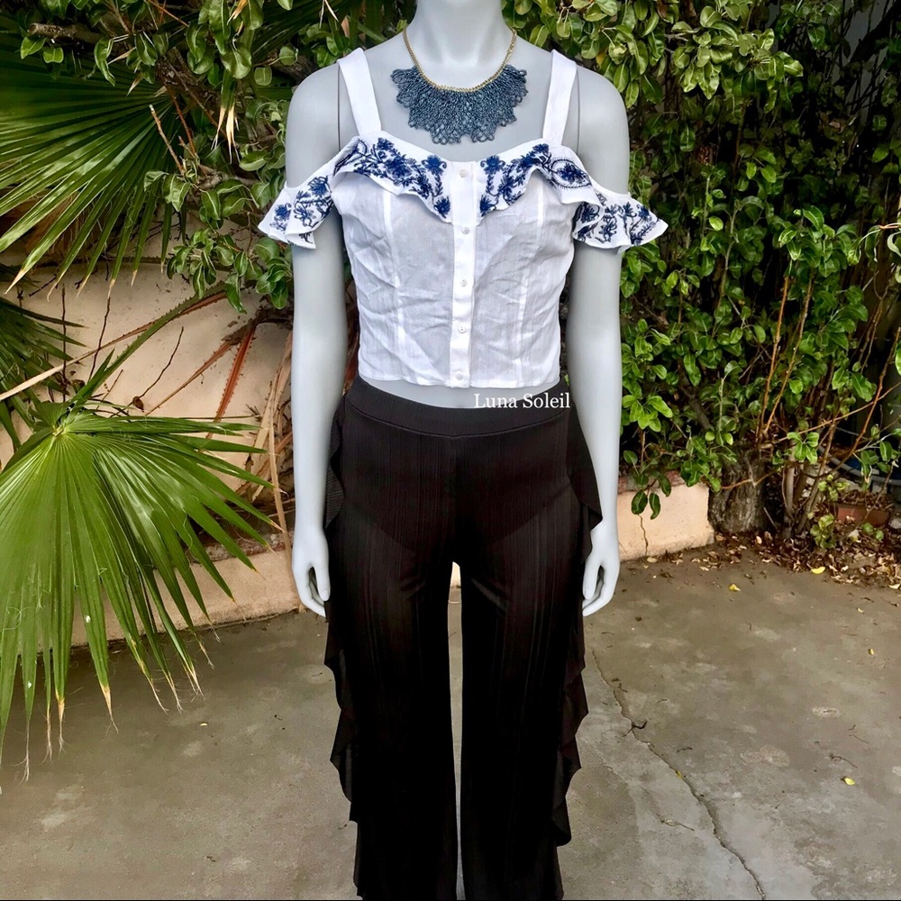 LF Off-Shoulder Crop Top